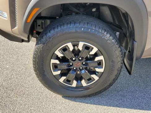 Certified 2023 Nissan Frontier PRO-4X w/ Tow Package image 10