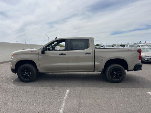 Used 2023 Chevrolet Silverado 1500 LT Trail Boss w/ Protection Package AWD/4WD image 2