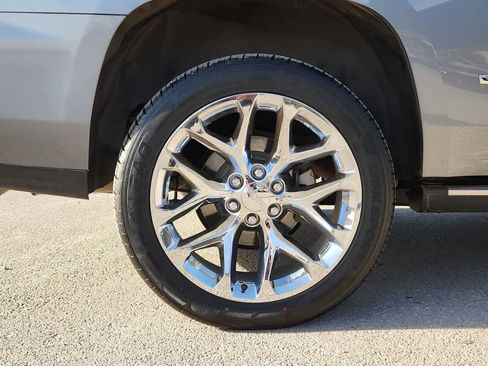 Used 2018 GMC Yukon Denali w/ Denali Ultimate Package image 12