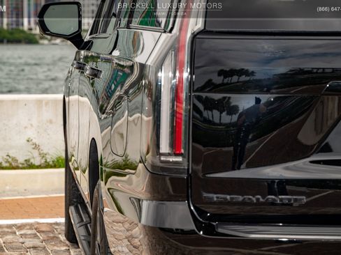Used 2025 Cadillac Escalade Sport w/ LPO, ONYX Package AWD/4WD image 56