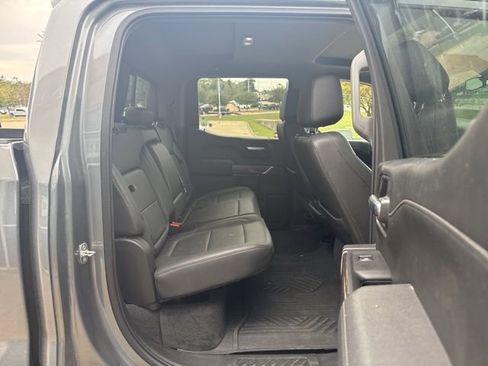 Used 2021 Chevrolet Silverado 1500 LT Trail Boss w/ Convenience Package II image 11