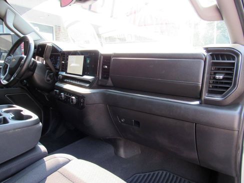Used 2024 Chevrolet Silverado 3500 LT AWD/4WD image 36