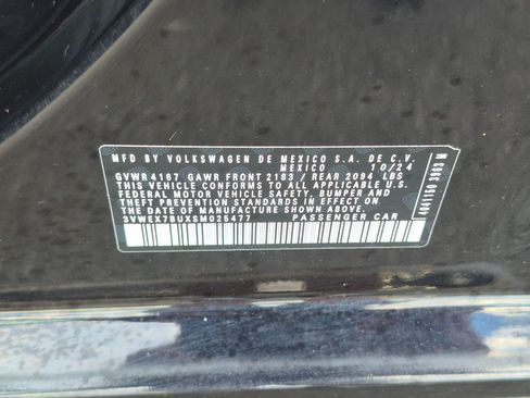 Used 2025 Volkswagen Jetta SE FWD image 36
