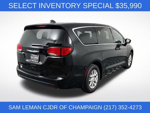 New 2026 Chrysler Voyager LX image 7