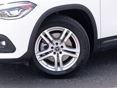 Used 2021 Mercedes-Benz GLA 250 4MATIC image 21
