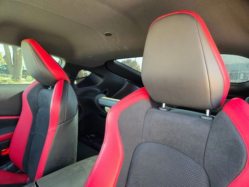 Used 2024 Nissan Z Performance w/ Floor Mat Package image 13