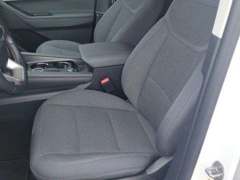 Used 2025 Ford Explorer Active image 8