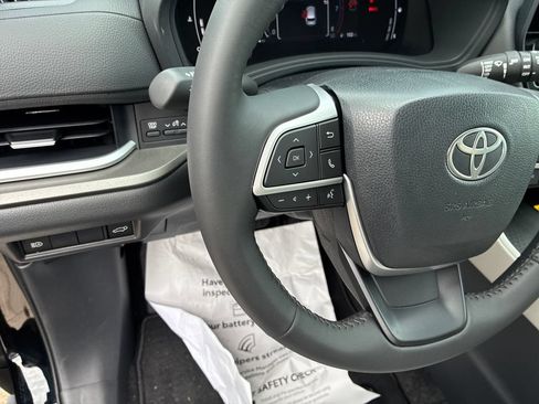 New 2026 Toyota Grand Highlander AWD image 26