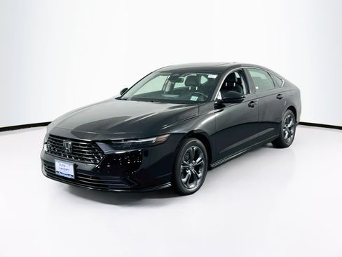 Used 2025 Honda Accord EX-L image 1