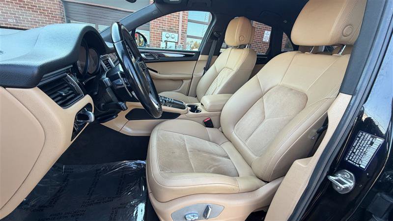 Used 2018 Porsche Macan S AWD/4WD image 28