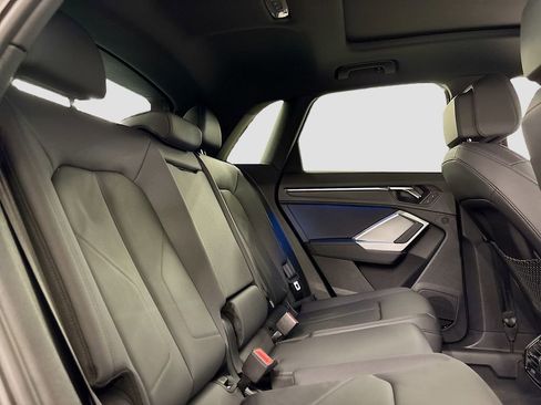 New 2025 Audi Q3 2.0T Premium Plus image 16