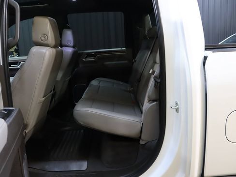 Used 2025 Chevrolet Silverado 2500 LTZ w/ LTZ Convenience Package AWD/4WD image 75