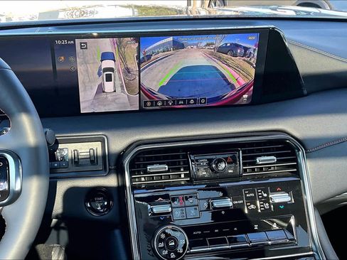 Certified 2025 Nissan Armada PRO-4X w/ Pro-4X Premium Package image 7