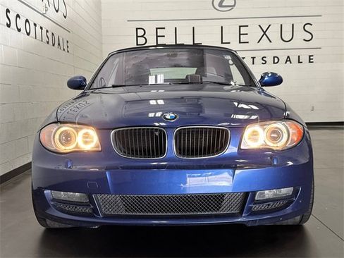 Used 2009 BMW 128i Convertible image 19