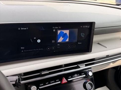 Certified 2025 Hyundai Tucson Limited image 19