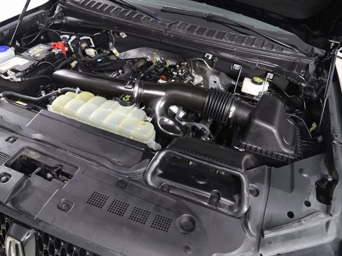 Used 2022 Lincoln Navigator Reserve image 24