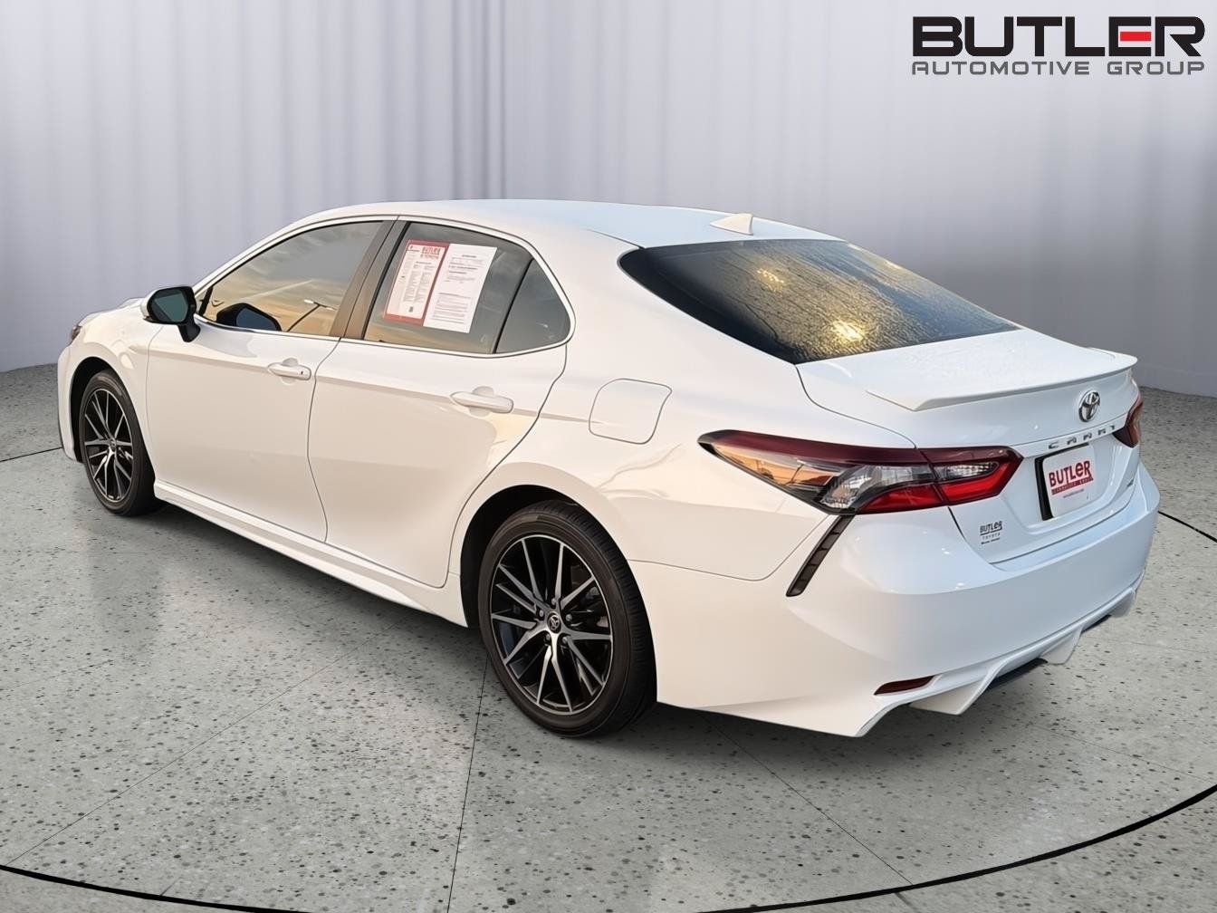 Certified 2024 Toyota Camry SE w/ Convenience Package FWD image 4