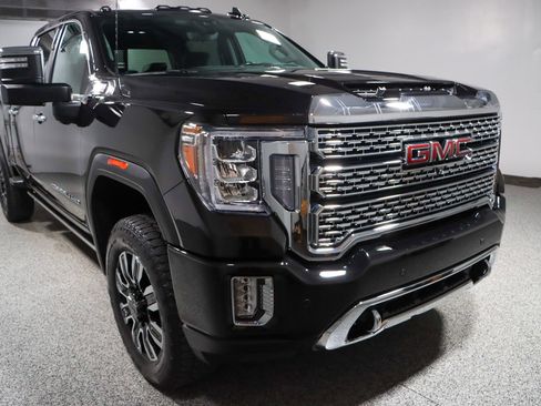 Used 2022 GMC Sierra 2500 Denali w/ Technology Package image 5