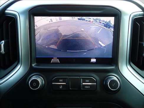 Used 2020 Chevrolet Silverado 1500 LT w/ Trailering Package AWD/4WD image 15