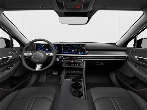 New 2025 Hyundai Sonata Limited image 3