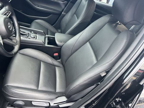 Used 2021 MAZDA MAZDA3 s image 13