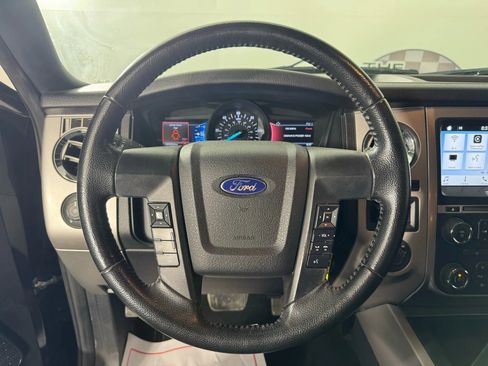 Used 2017 Ford Expedition XLT w/ Equipment Group 202A image 13