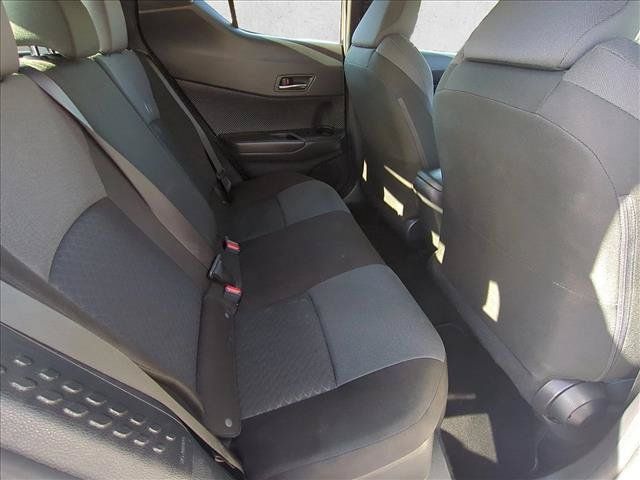 Used 2021 Toyota C-HR LE FWD image 18