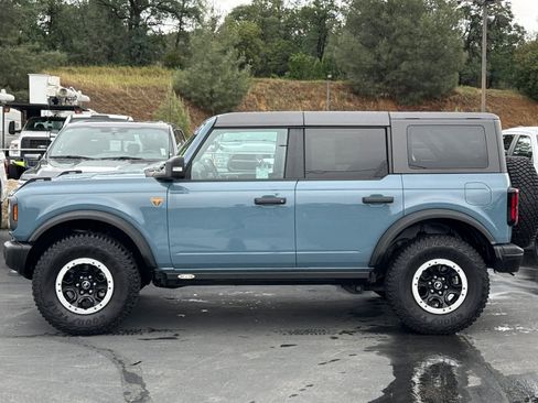 Used 2023 Ford Bronco Badlands w/ Sasquatch Package AWD/4WD image 7