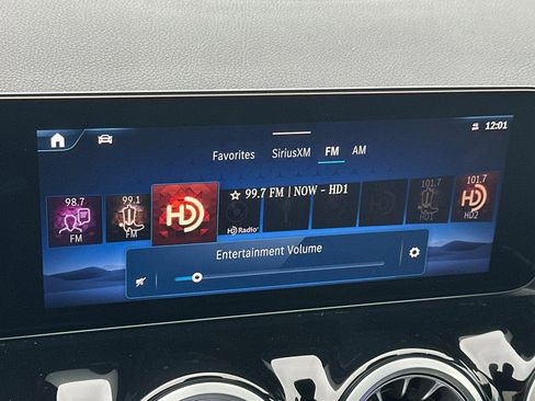 Certified 2025 Mercedes-Benz GLA 250 4MATIC image 18