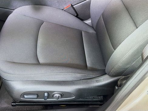 Used 2025 Chevrolet Malibu LT FWD image 21