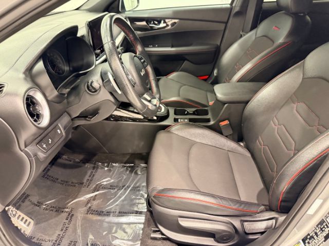 Used 2022 Kia Forte GT w/ GT Technology Package FWD image 41