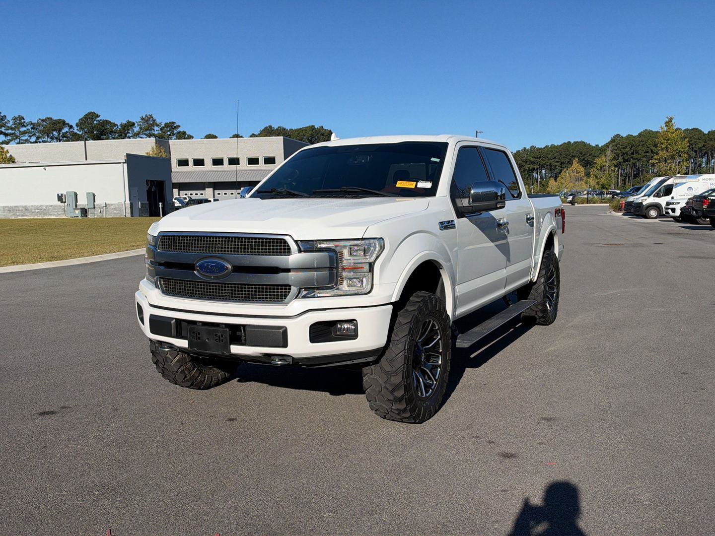 Used 2020 Ford F150 Platinum w/ Technology Package AWD/4WD image 3