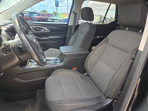 Used 2019 Chevrolet Traverse LT FWD image 10