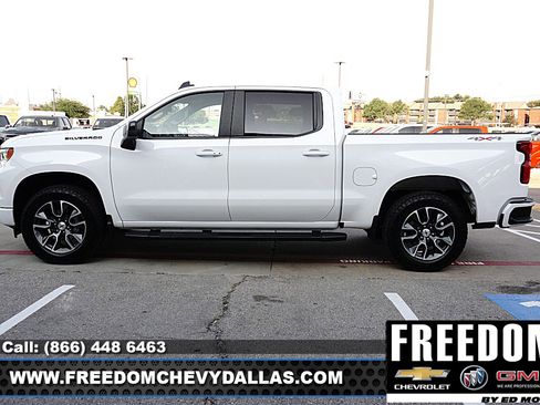 Certified 2024 Chevrolet Silverado 1500 RST w/ LPO, Dark Essentials Package image 4