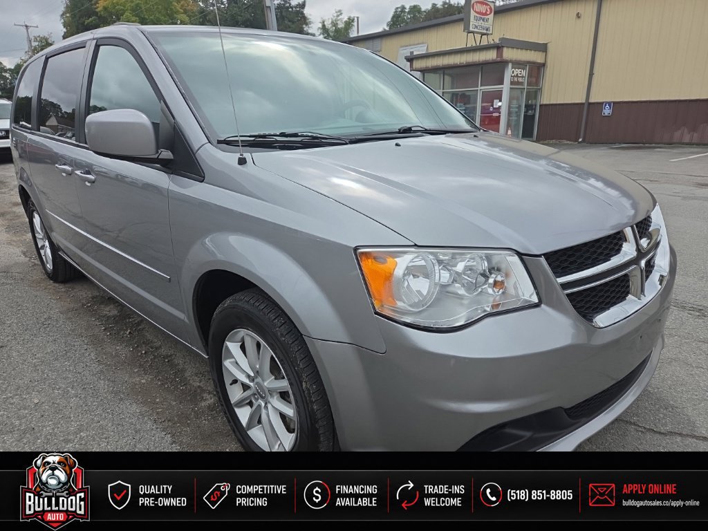 Used 2014 Dodge Grand Caravan SXT w/ Rear Park Assist Package FWD image 3