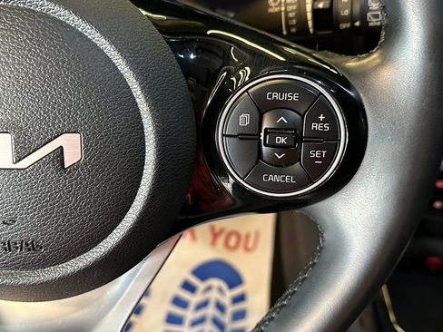 Used 2022 Kia Soul GT-Line FWD image 11