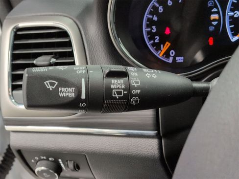 Certified 2020 Jeep Grand Cherokee Limited w/ Premium Lighting Group image 26