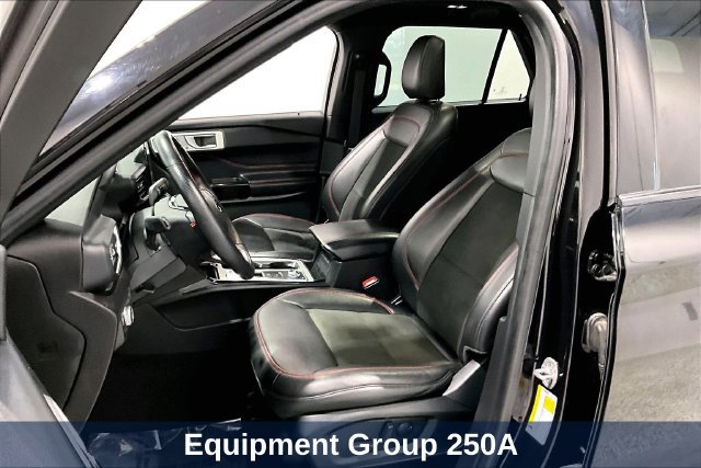 Used 2022 Ford Explorer ST-Line w/ Class IV Trailer Tow Package AWD/4WD image 28