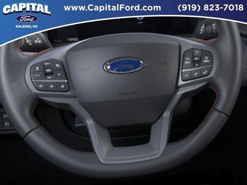 New 2026 Ford Explorer Active w/ Active Comfort Package image 12