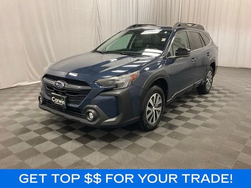 Used 2024 Subaru Outback Premium AWD/4WD image 3