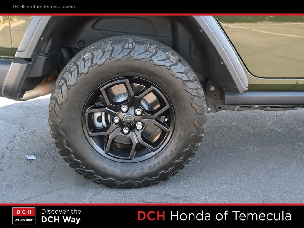 Used 2024 Jeep Wrangler Unlimited AWD/4WD image 23