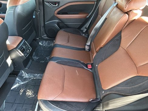 Certified 2025 Subaru Forester Touring AWD/4WD image 25