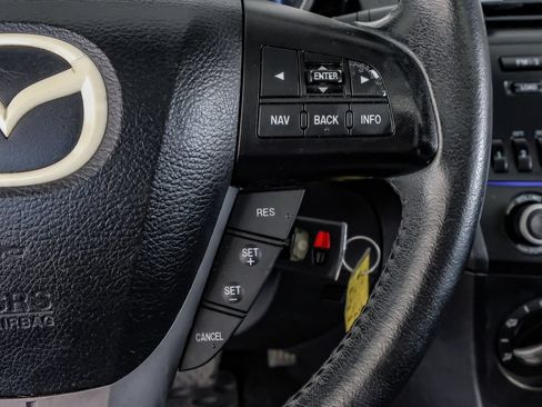 Used 2012 MAZDA MAZDA3 i Grand Touring w/ Tech Pkg FWD image 17