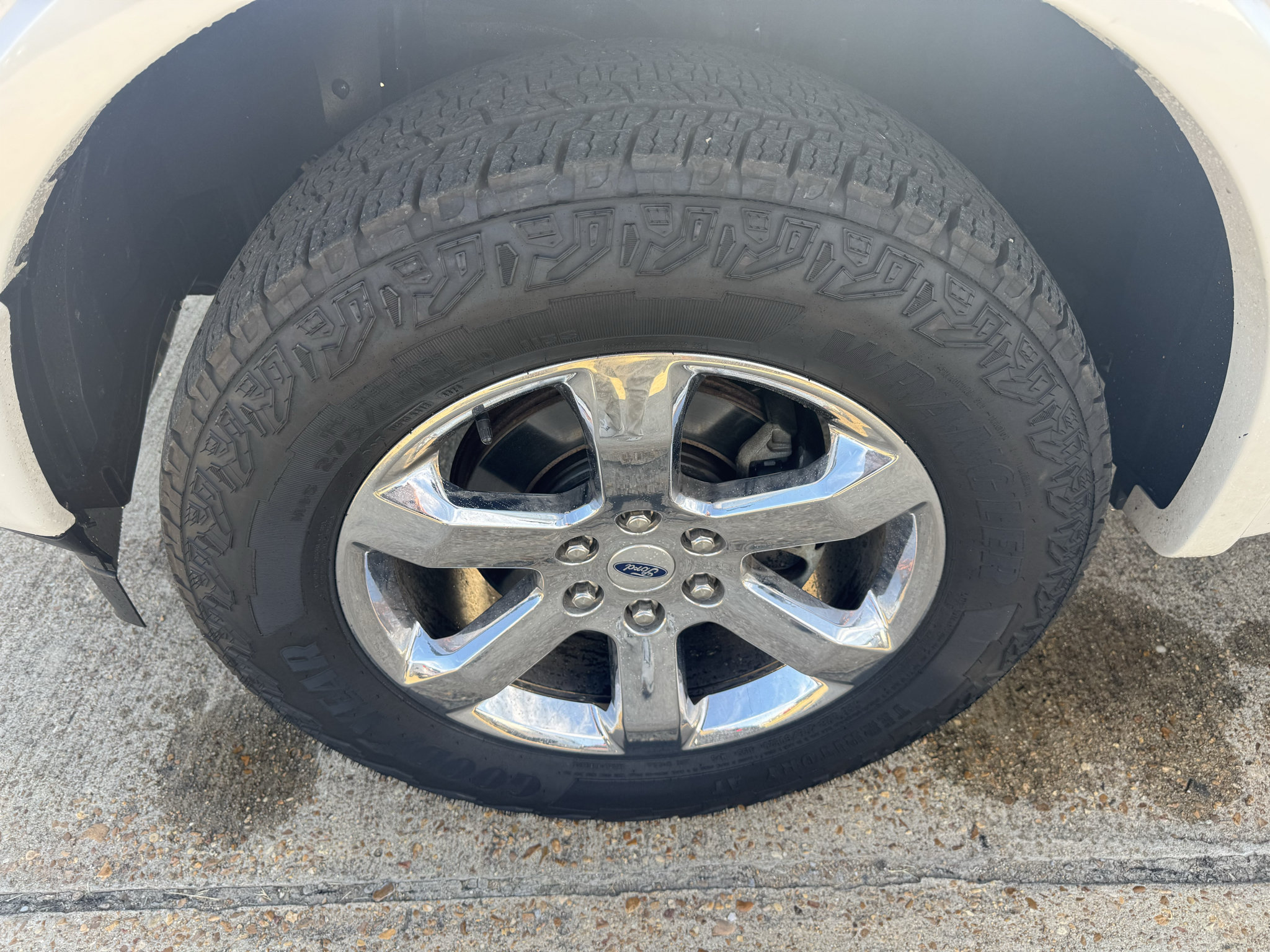 Used 2018 Ford F150 Limited AWD/4WD image 10