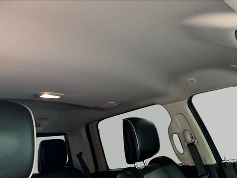 Used 2024 RAM 2500 Laramie AWD/4WD image 30