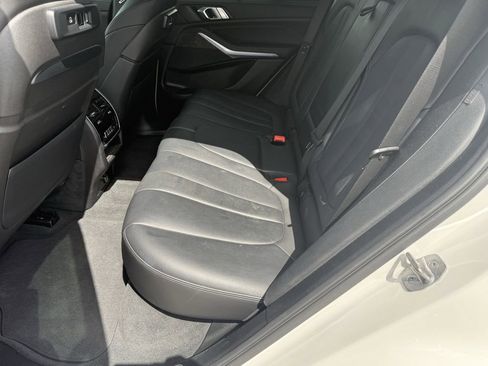 Used 2022 BMW X5 sDrive40i w/ M Sport Package image 23