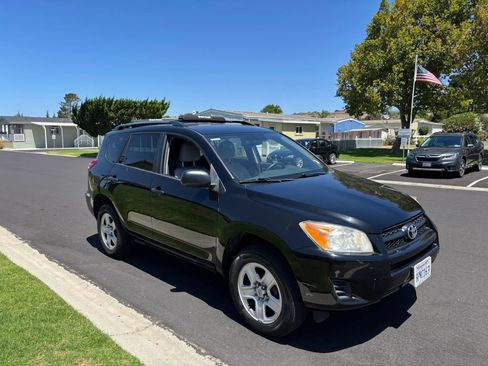 Used 2010 Toyota RAV4 2WD image 5