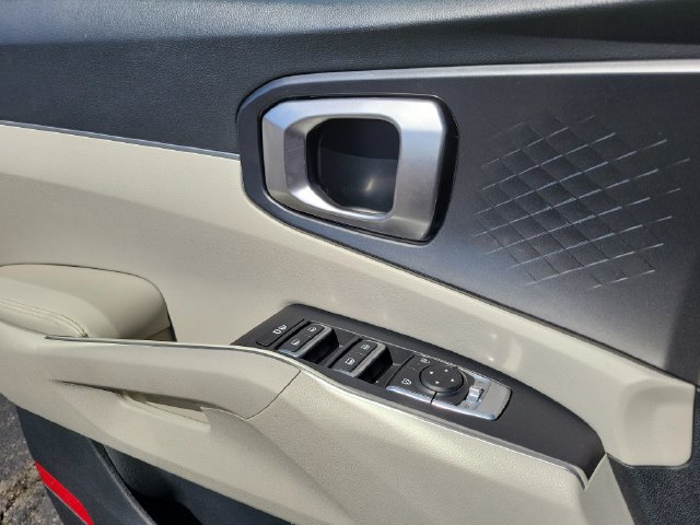 Used 2025 Kia Sorento EX w/ Panoramic Sunroof Package FWD image 16