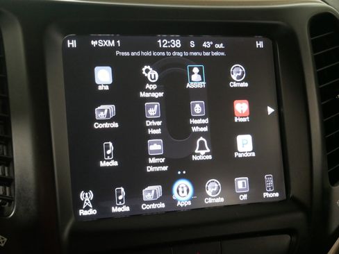 Used 2017 Jeep Cherokee Limited image 30