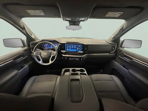Certified 2025 Chevrolet Silverado 1500 LT image 24